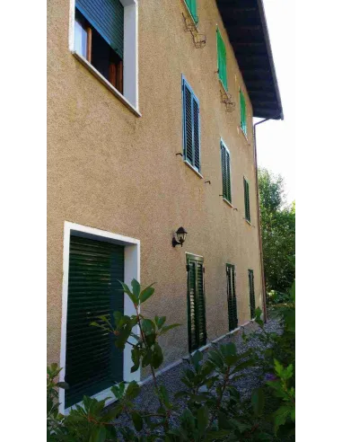  Persiane in alluminio colore Ral 6005 installate da un cliente privato