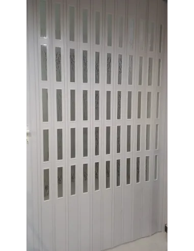 Porta a soffietto su misura con vetri - Porte a soffietto su misura