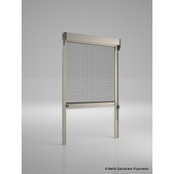 Zanzariera a Catena Bettio Katia Verticale personalizzabile Scopri i vantaggi esclusivi di portefaidate.it.